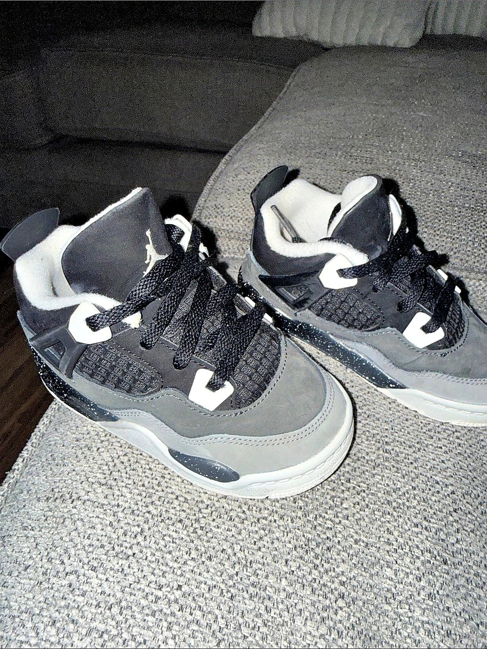Jordan Air Jordan 4 Retro Fear Sneakers Black & Gray